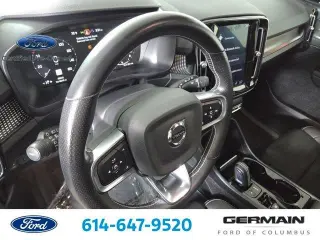 Volvo XC40 2021 AWD T5 R-Design 4dr SUV