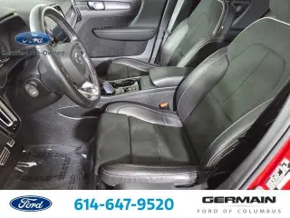 Volvo XC40 2021 AWD T5 R-Design 4dr SUV