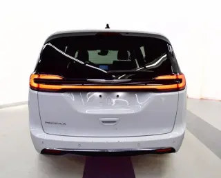Chrysler Pacifica 2025 Select 4dr Mini-Van