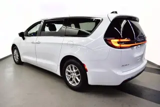 Chrysler Pacifica 2025 Select 4dr Mini-Van