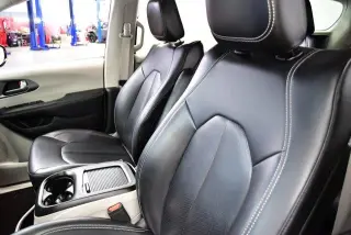 Chrysler Pacifica Plug-In Hybrid 2024 Road Tripper 4dr Mini-Van