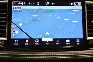 Chrysler Pacifica Plug-In Hybrid 2024 Road Tripper 4dr Mini-Van