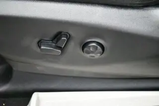 Chrysler Pacifica Plug-In Hybrid 2024 Road Tripper 4dr Mini-Van