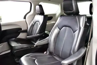 Chrysler Pacifica Plug-In Hybrid 2024 Road Tripper 4dr Mini-Van