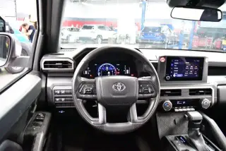 Toyota Tacoma 2024 4x2 SR 4dr Double Cab 5.0 ft SB