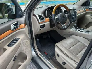 Jeep Grand Cherokee 2013 4x4 Overland 4dr SUV