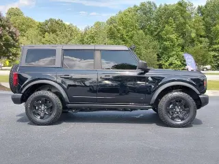 Ford Bronco 2022 4x4 Base 4dr SUV