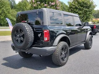 Ford Bronco 2022 4x4 Base 4dr SUV