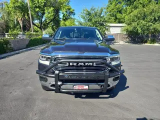 Ram 1500 2020 4x4 Laramie 4dr Crew Cab 5.6 ft. SB Pickup