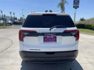 GMC Acadia 2023 SLE 4dr SUV