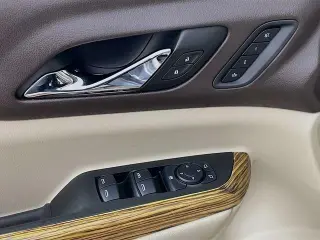 GMC Acadia 2017 4x4 Denali 4dr SUV