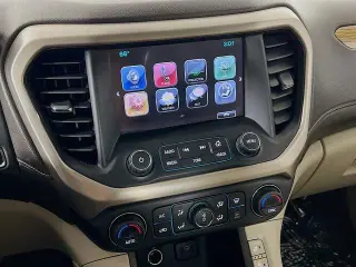 GMC Acadia 2017 4x4 Denali 4dr SUV