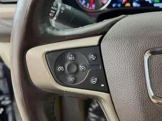 GMC Acadia 2017 4x4 Denali 4dr SUV