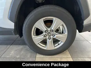 Toyota RAV4 2025 AWD XLE 4dr SUV