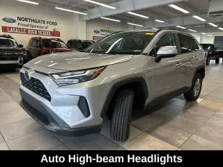 Toyota RAV4 2025 AWD XLE 4dr SUV