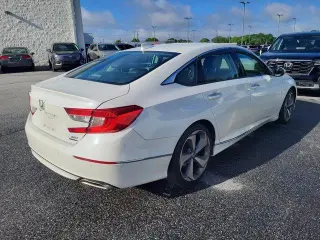 Honda Accord 2019 Touring 4dr Sedan