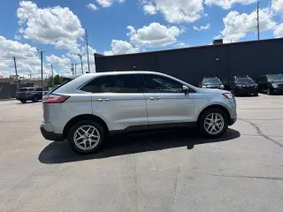 Ford Edge 2022 AWD SEL 4dr Crossover