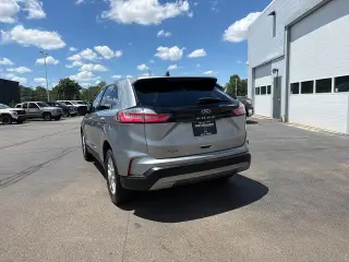 Ford Edge 2022 AWD SEL 4dr Crossover