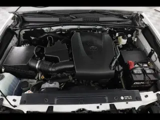 Toyota Tacoma 2018 4x4 TRD Pro 4dr Double Cab 5.0 ft SB 6M