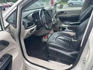 Chrysler Pacifica Hybrid 2021 Touring L 4dr Mini-Van
