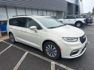 Chrysler Pacifica Hybrid 2021 Touring L 4dr Mini-Van