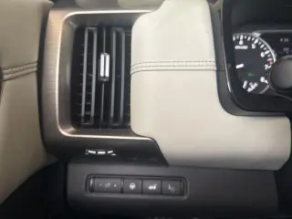 Nissan Pathfinder 2022 AWD Platinum 4dr SUV