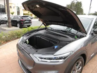 Ford Mustang Mach-E 2023 Select 4dr SUV