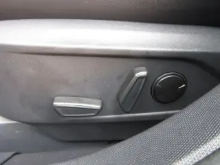 Ford Mustang Mach-E 2023 Select 4dr SUV