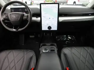 Ford Mustang Mach-E 2023 Select 4dr SUV