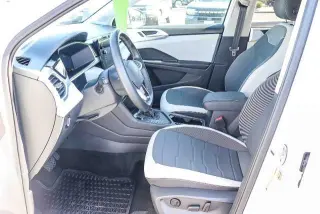 Volkswagen Taos 2025 SE 4dr SUV