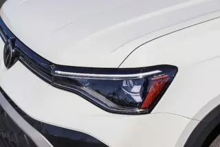 Volkswagen Taos 2025 SE 4dr SUV