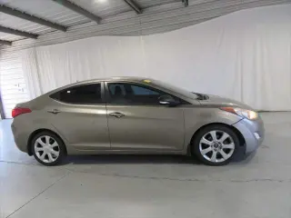 Hyundai ELANTRA 2013 Limited 4dr Sedan