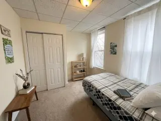 Propiedad en alquiler con 3 habitaciones y 1 baño en Somerville