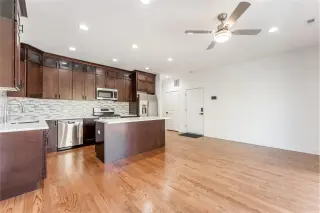 Propiedad en alquiler con 3 habitaciones y 2 baños en Chicago