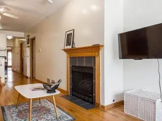 Propiedad en alquiler con 3 habitaciones y 2 baños en Chicago
