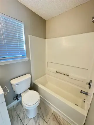 Propiedad en alquiler con 3 habitaciones y 2 baños en Hinesville