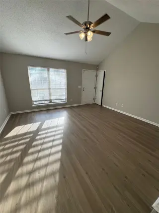 Propiedad en alquiler con 3 habitaciones y 2 baños en Hinesville