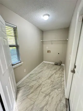Propiedad en alquiler con 3 habitaciones y 2 baños en Hinesville