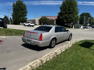 2008 Cadillac DTS