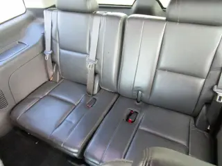 2010 CADILLAC ESCALADE
