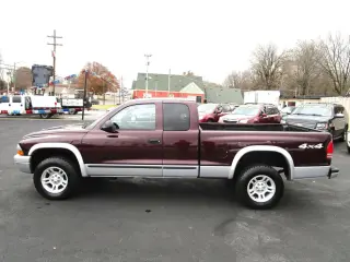 2004 DODGE DAKOTA CLUB CAB