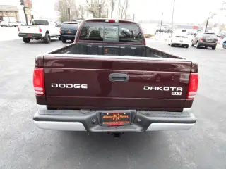 2004 DODGE DAKOTA CLUB CAB