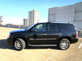 2011 GMC YUKON