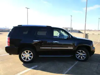 2011 GMC YUKON
