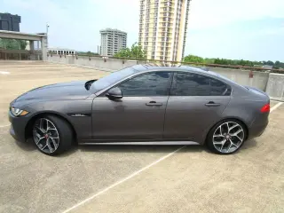 2017 JAGUAR XE