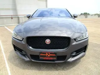 2017 JAGUAR XE