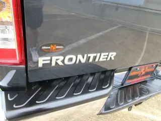 2013 NISSAN FRONTIER CREW CAB