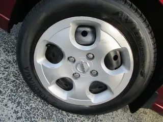 2003 NISSAN SENTRA