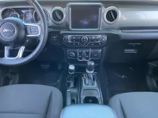 Jeep Gladiator 2023