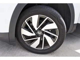 Volkswagen Atlas 2025 SE 4dr SUV w/Technology
